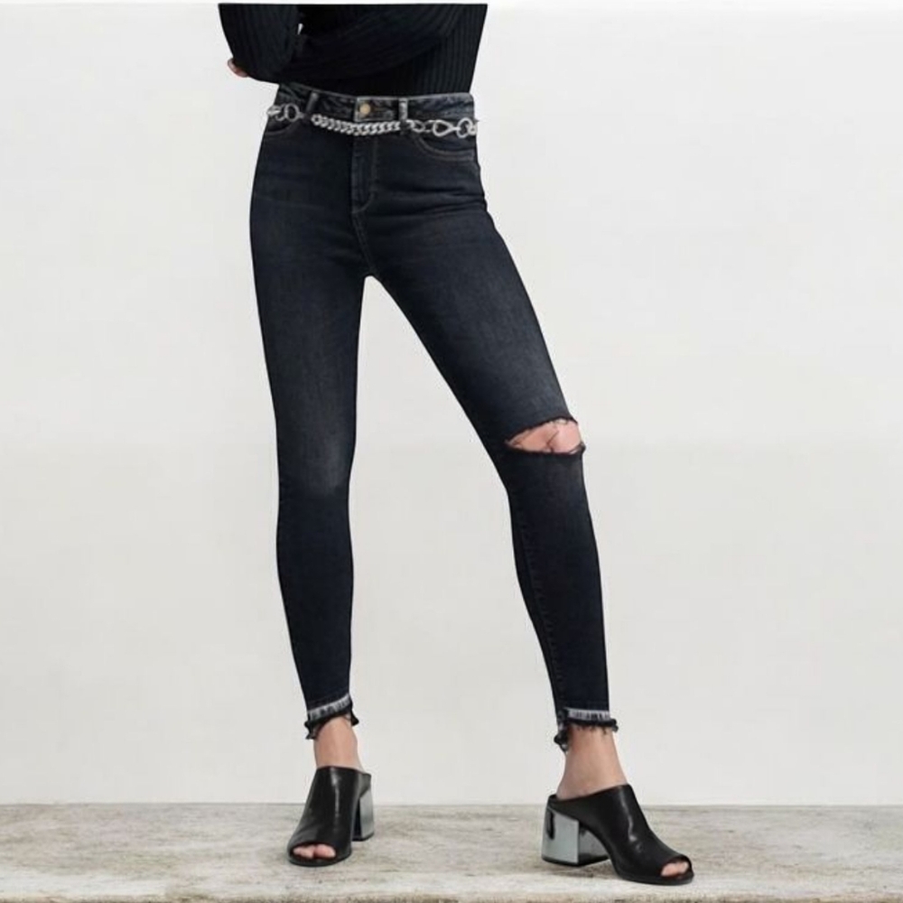 DL1961 Chrissy Trimtone  Skinny in Grizzley Size 27